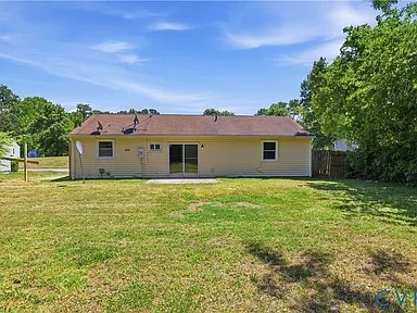 Foto del edificio - 3613 Creekwood Dr