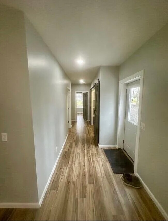 Building Photo - 367 Margaret Ann Dr