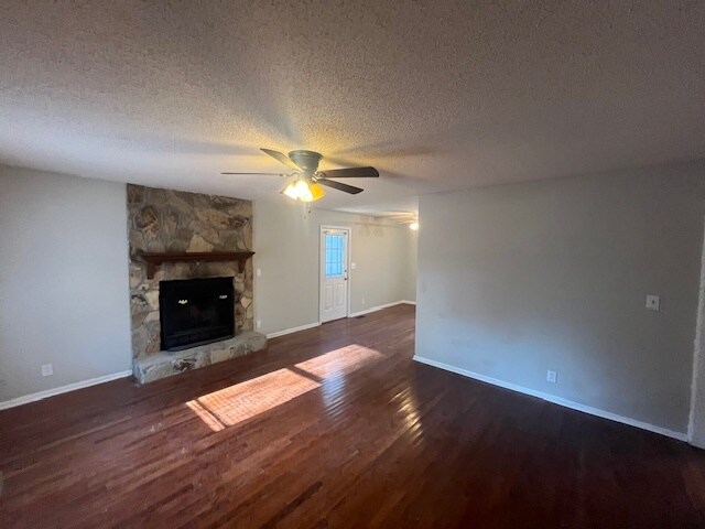 Foto del edificio - 510 Table Mountain Dr