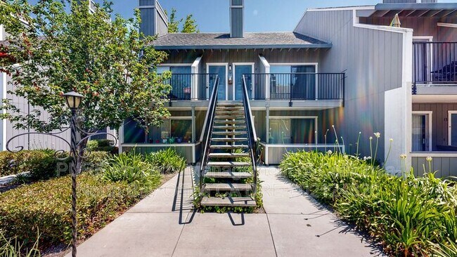 Building Photo - 1450 E Cotati Ave