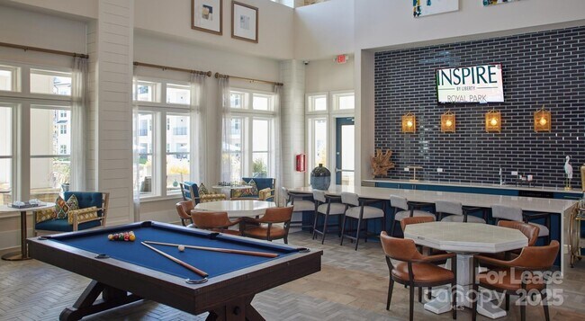 Foto del edificio - 4101 Glenloch Cir