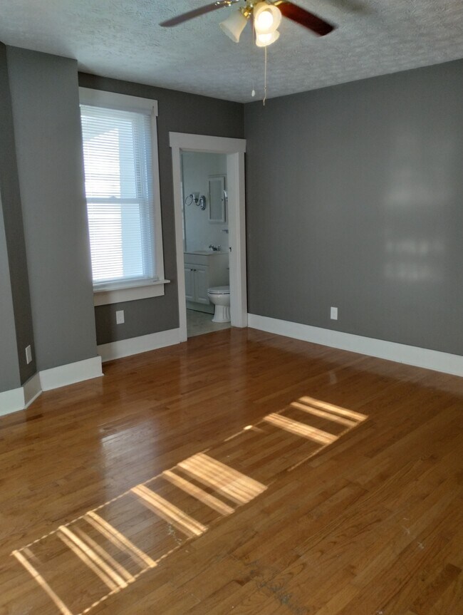 Foto del edificio - 121 S 5th St