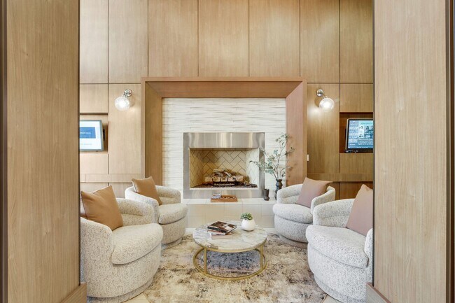 Foto del edificio - 1105 Town Brookhaven Apartments