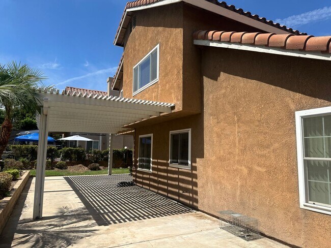 Foto del edificio - 940 Birmingham Dr