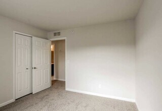 Interior Photo - Harvard Place Apartments