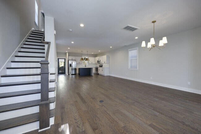 Entrada principal a la casa - 726 Mill Creek Meadow Dr