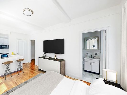 Foto del edificio - 140 E 46th St