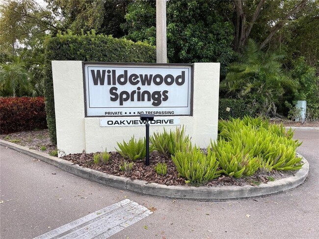 Building Photo - 122 Wild Palm Dr