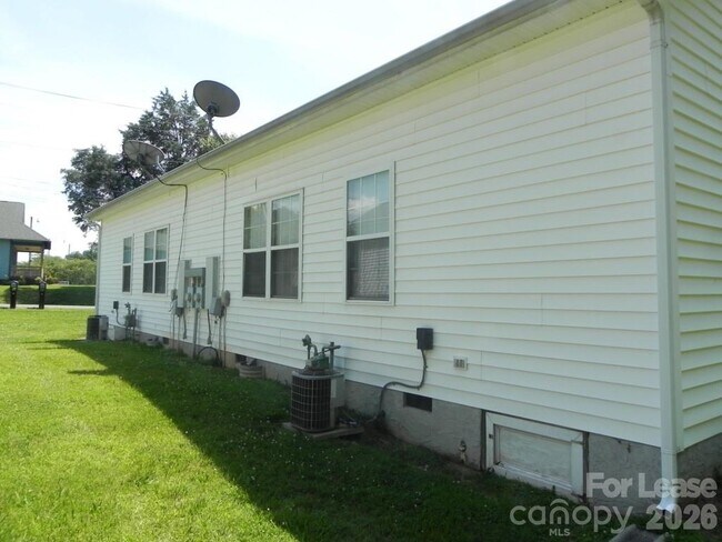 Foto del edificio - 13604 S Old Statesville Rd