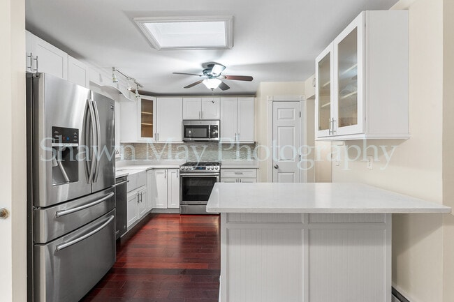 Building Photo - 32 Chatfield Dr