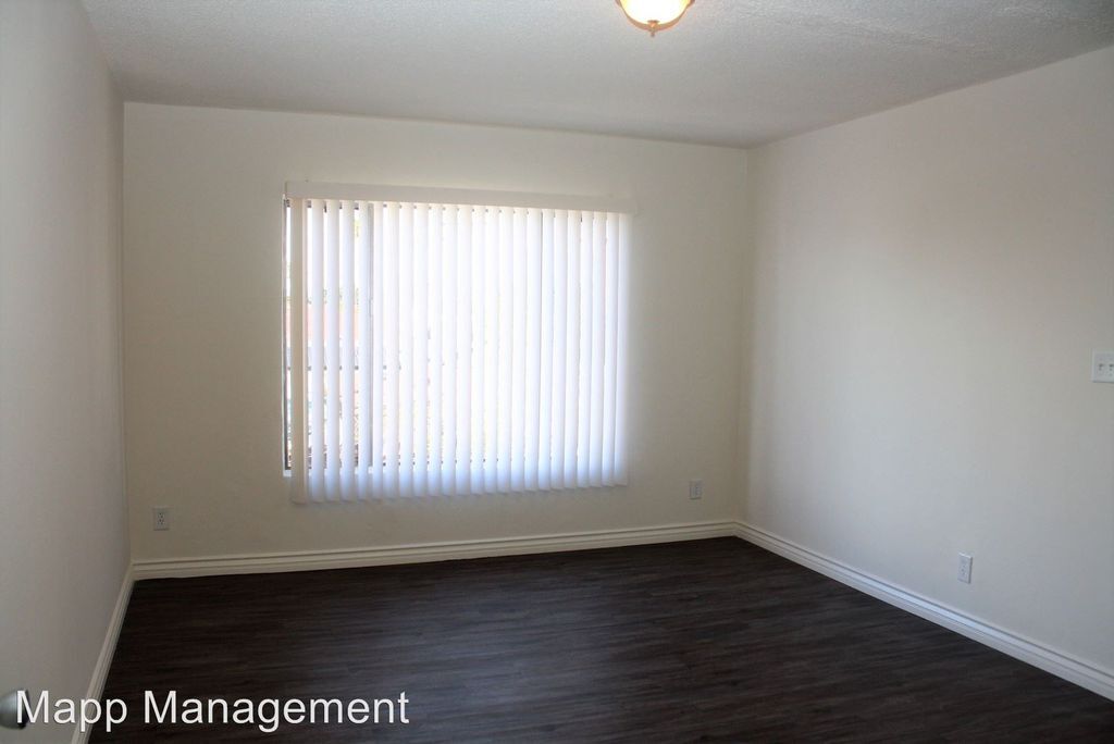 Foto del edificio - 4553 W 17th St