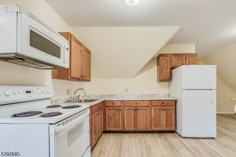 Primary Photo - 7 Washington St