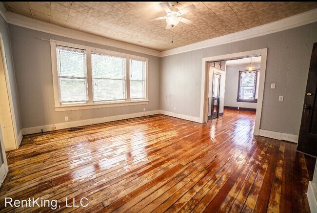 Foto del edificio - 4 br, 3 bath House - 474 Elm #1