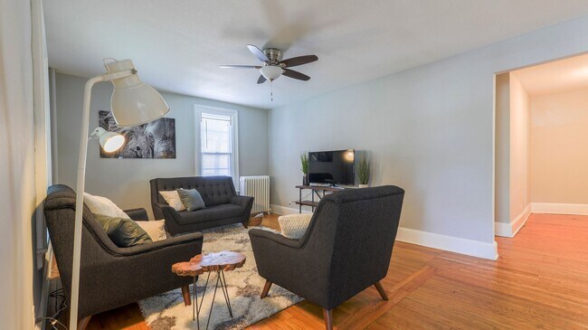 Foto del edificio - 2835 - 2837 Williams Ave SE