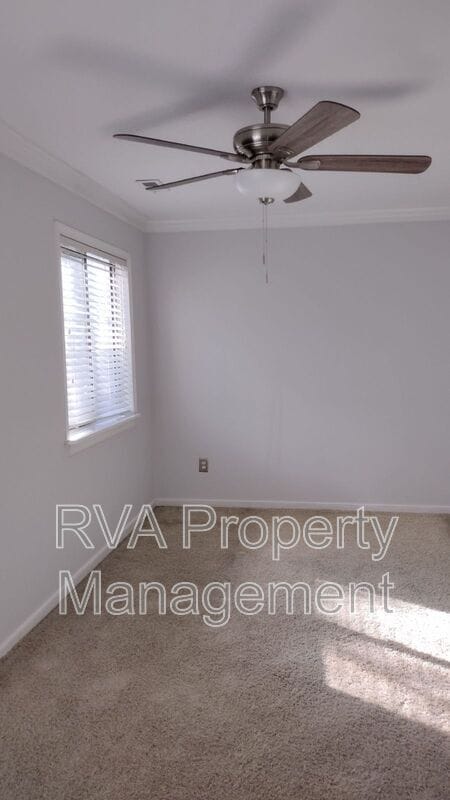 Building Photo - 1983 Airy Cir