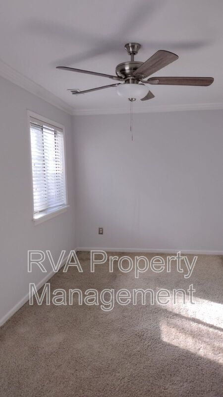 Foto del edificio - 1983 Airy Cir