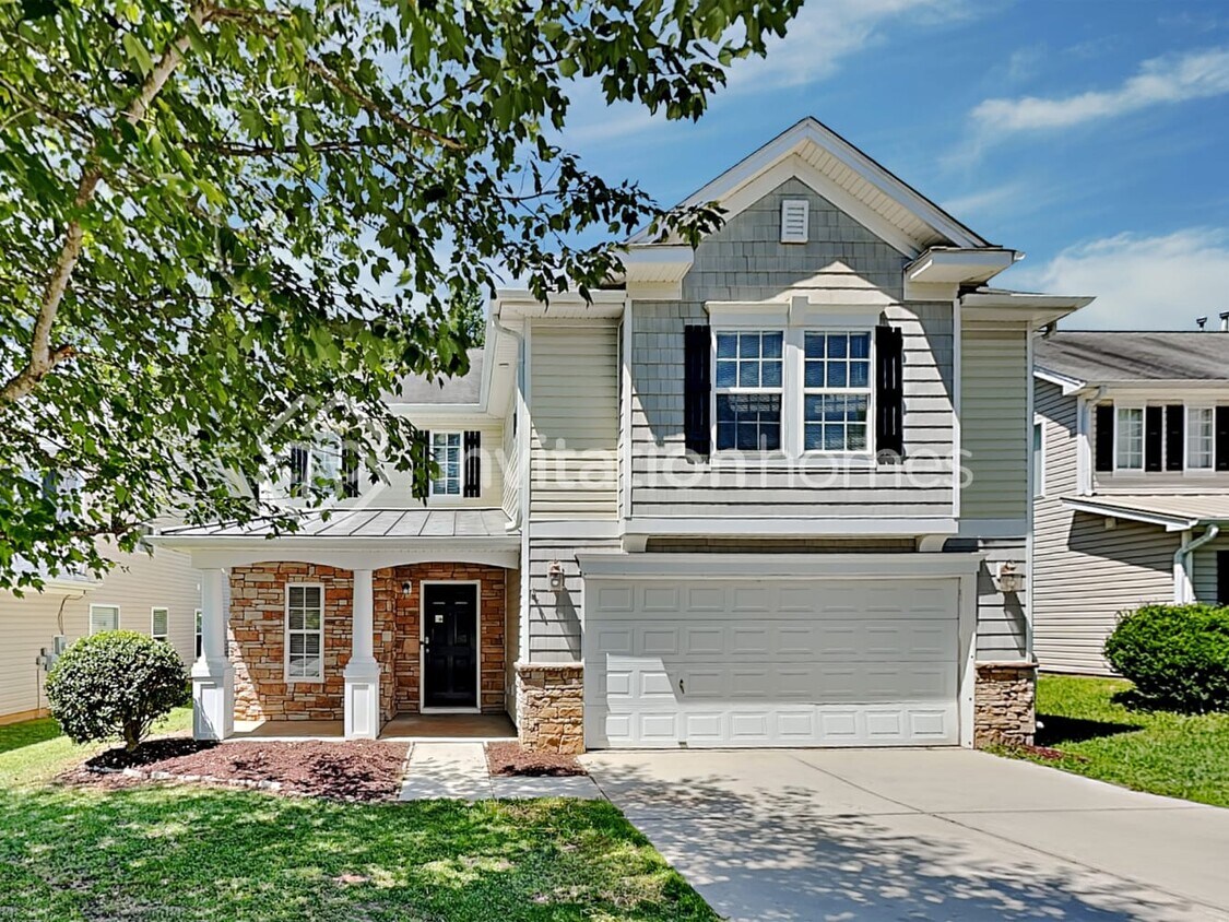 Primary Photo - 4336 Stone Mountain Dr