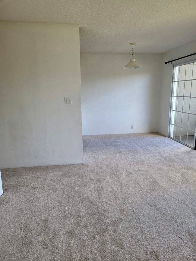 Building Photo - Available now : A 2 Bedroom, 1 bathroom with 2 assigned parking stalls at Royal Palm in Waipio