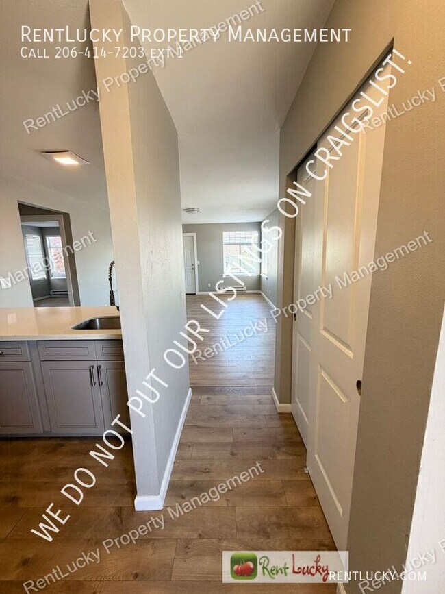 Foto del edificio - 3315 Claremont Ave S