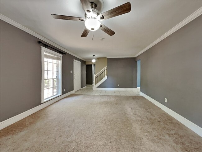 Foto del edificio - 3910 Cedar Forest Dr