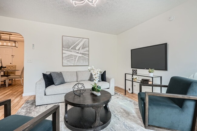 Building Photo - 2069 Sandtown Rd SW