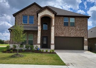 Building Photo - 405 Pleasant Hill Ln