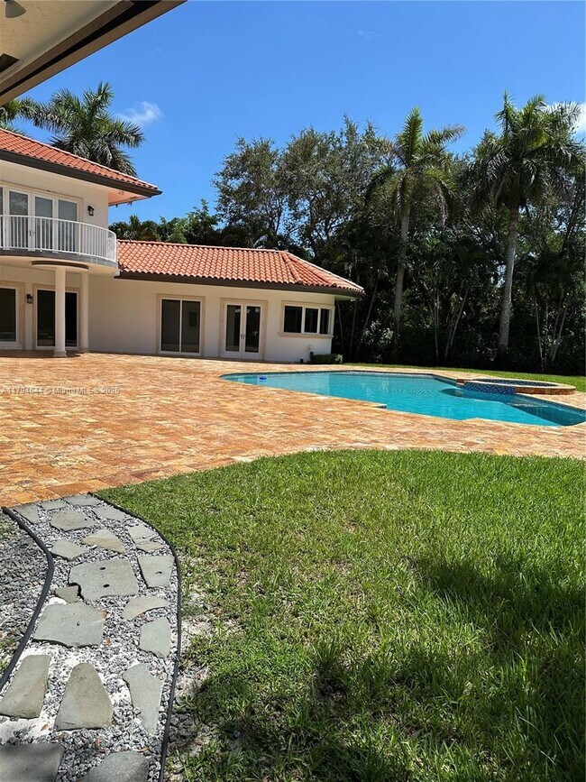 Foto del edificio - 10600 SW 69th Ave