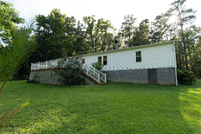 Building Photo - 8805 Old Church Rd