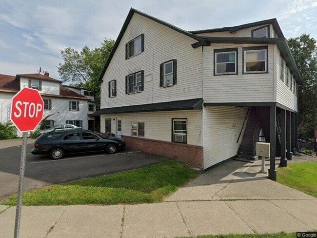Building Photo - 62 W Allen St