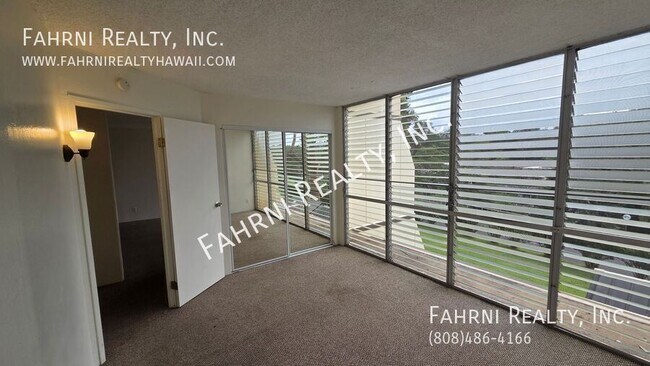 Building Photo - 95-2052 Waikalani Place B-207-