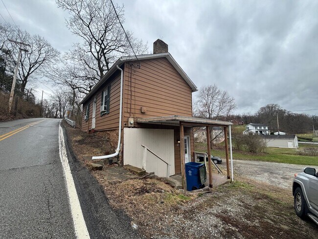 Foto del edificio - Spring Into Homeownership This April! Looking for a fresh start this Spring?