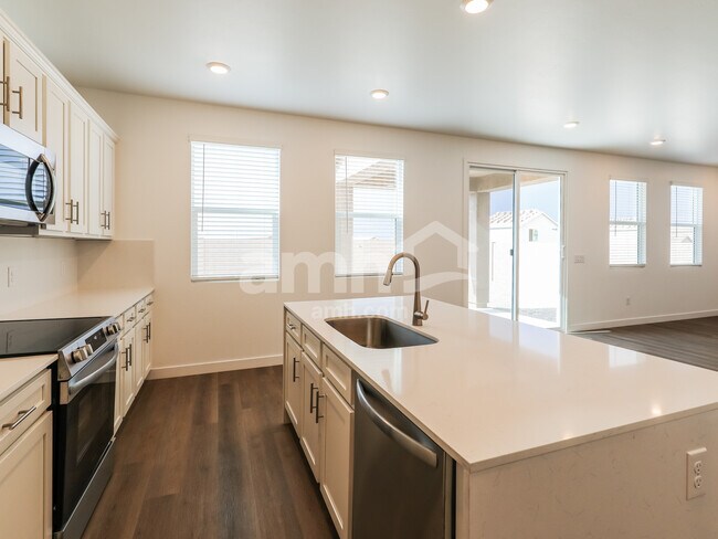Foto del edificio - 7433 S Keller Ln