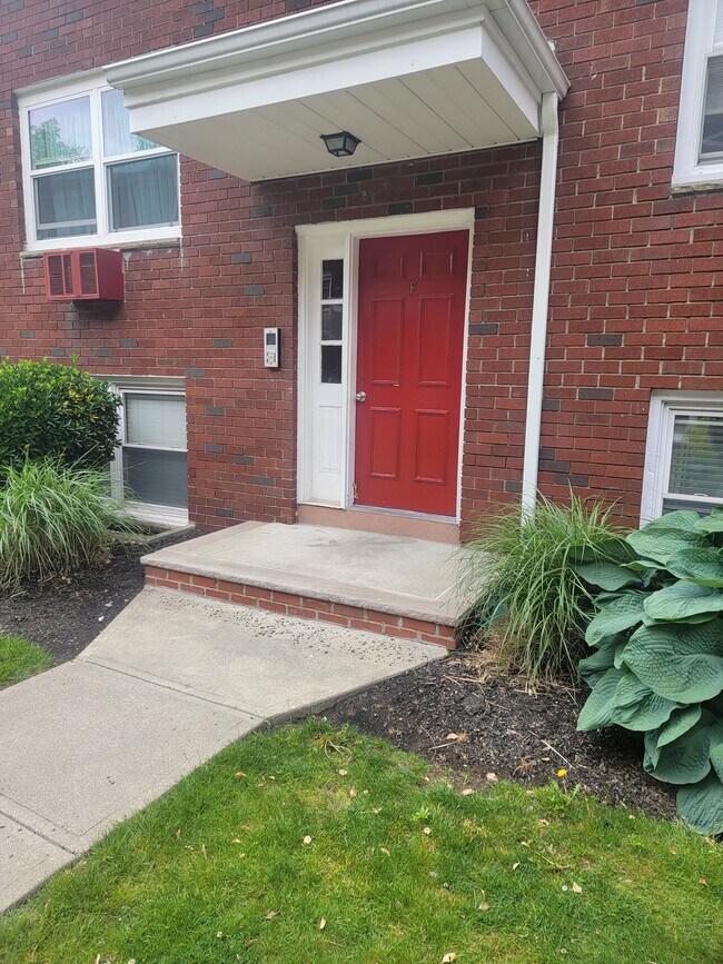 476 Joralemon St Unit FAIRWAYVIEW, Belleville, NJ 07109 Condo for