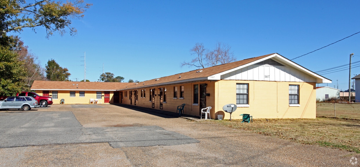 1407 Krebs Ave, Pascagoula, MS 39567 Apartments in Pascagoula, MS