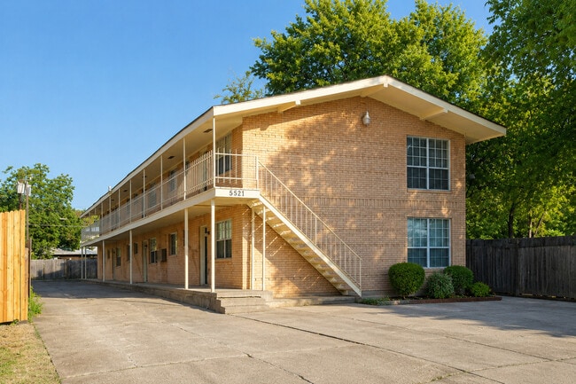 Building Photo - 5521 Columbia Ave