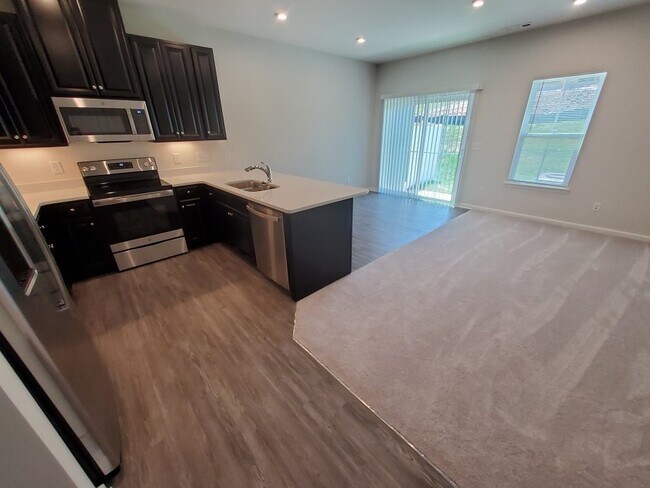 Foto del edificio - Like new 3BR/2.5BA townhouse in Goodlettsville