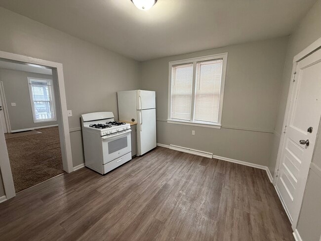 Foto del edificio - 217 Ghilda Pl NE