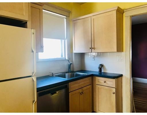 Foto del edificio - 24 Saltonstall Pkwy