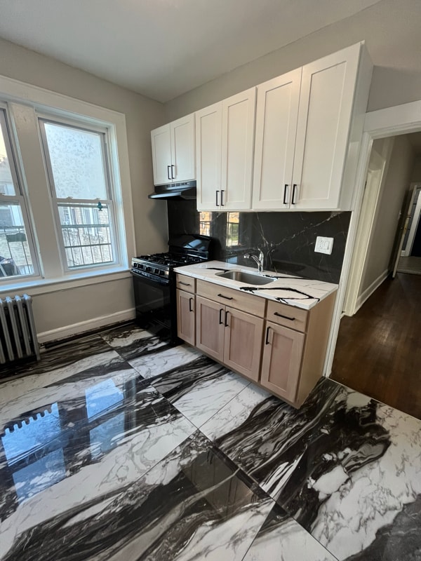 Primary Photo - 32 Dayton St