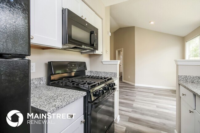 Foto del edificio - 7223 Londres Dr