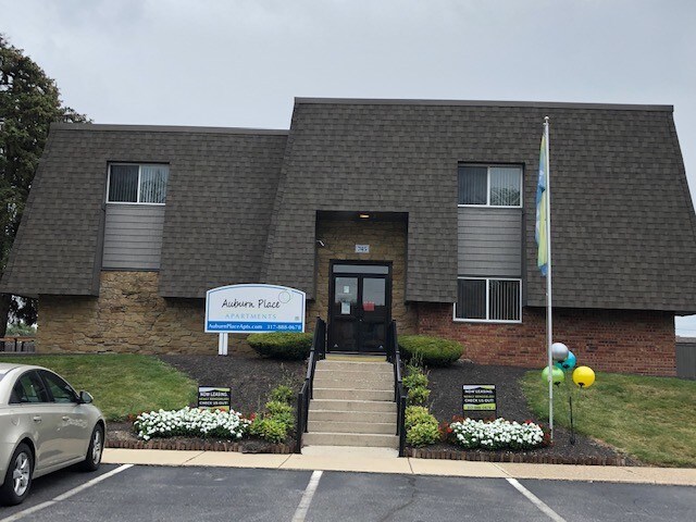 Auburn Place Apartments Greenwood, IN