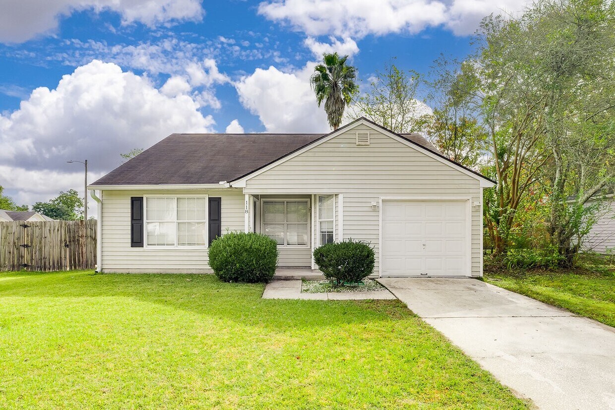 Foto principal - 118 Laurelwood Dr