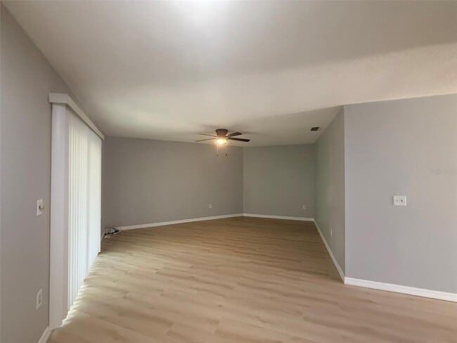 Foto del edificio - 3664 Meriden Ave