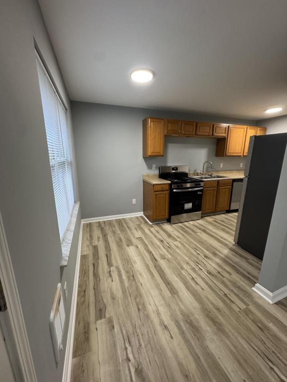 Photo - 2085 Cosmos Dr House