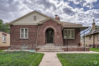 Building Photo - 384 N Ogden St