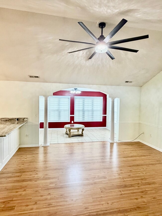 Building Photo - 2412 Brick Dr