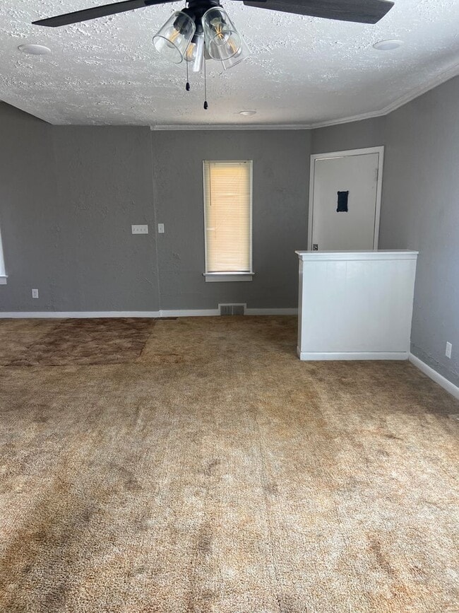 Foto del edificio - 2 bed 1 bath home in St Anthony