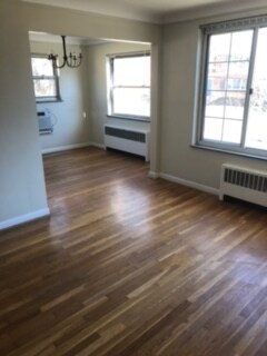 LR / DR - 6101 Dryden Ave