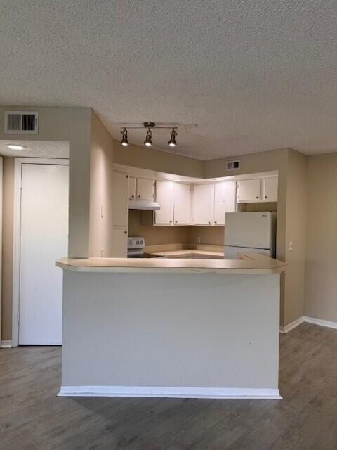 Foto del edificio - 1401 Village Blvd