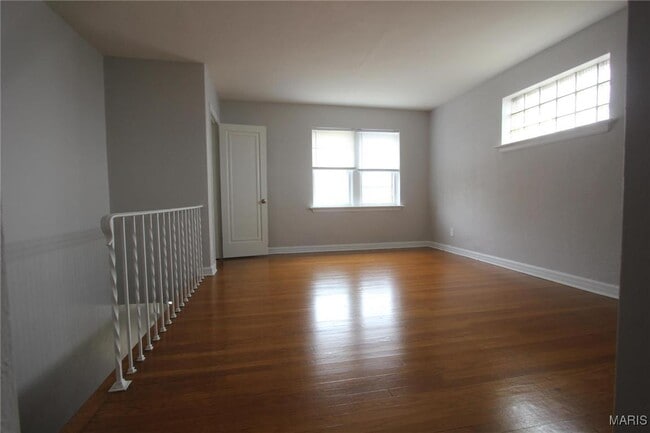 Building Photo - 3339 Lawn Ave